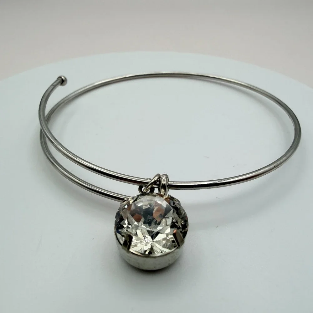 Vintage Y2K Silver Tone Clear Rhinestone Charm Bangle Women's Classic‎ Jewelry